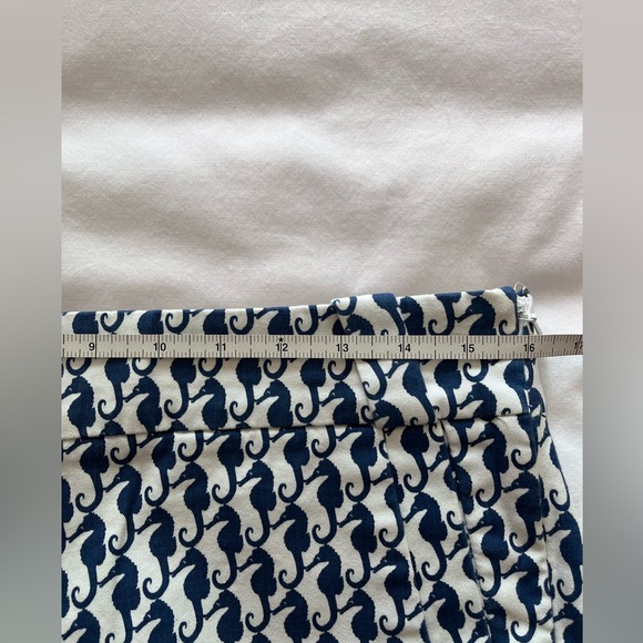 J. Crew Chino Short in Seahorse size 6 blue and white - Picture 9 of 10